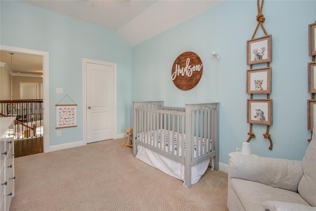 5803 2 Kansas Street, Houston, Texas 77007, 3 Bedrooms Bedrooms, 10 Rooms Rooms,2 BathroomsBathrooms,Single-family,For Sale,Kansas,52087729