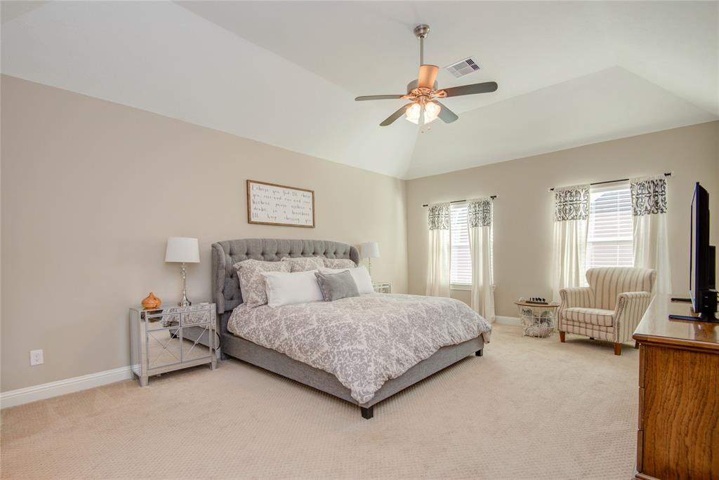 5803 2 Kansas Street, Houston, Texas 77007, 3 Bedrooms Bedrooms, 10 Rooms Rooms,2 BathroomsBathrooms,Single-family,For Sale,Kansas,52087729