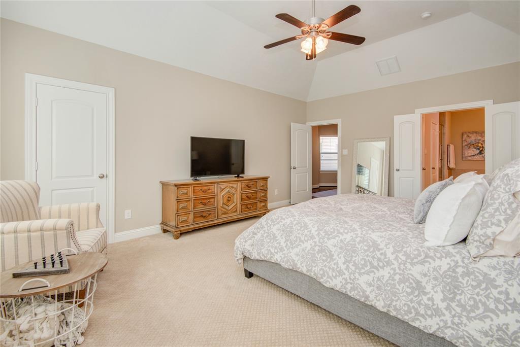 5803 2 Kansas Street, Houston, Texas 77007, 3 Bedrooms Bedrooms, 10 Rooms Rooms,2 BathroomsBathrooms,Single-family,For Sale,Kansas,52087729