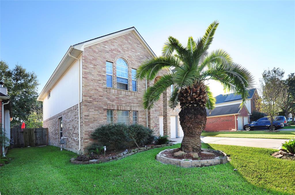 2623 2 Whitinham Drive, Houston, Texas 77067, 4 Bedrooms Bedrooms, 7 Rooms Rooms,3 BathroomsBathrooms,Single-family,For Sale,Whitinham,22185467