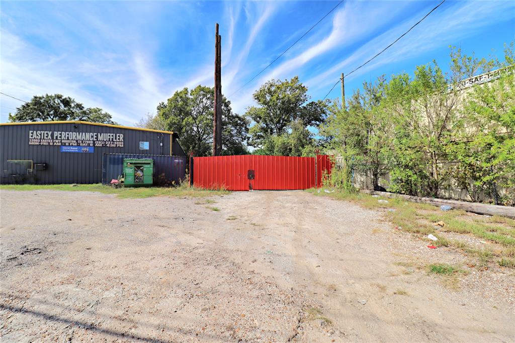12037 Eastex Freeway, Houston, Texas 77039, ,Lots,For Sale,Eastex,58041707