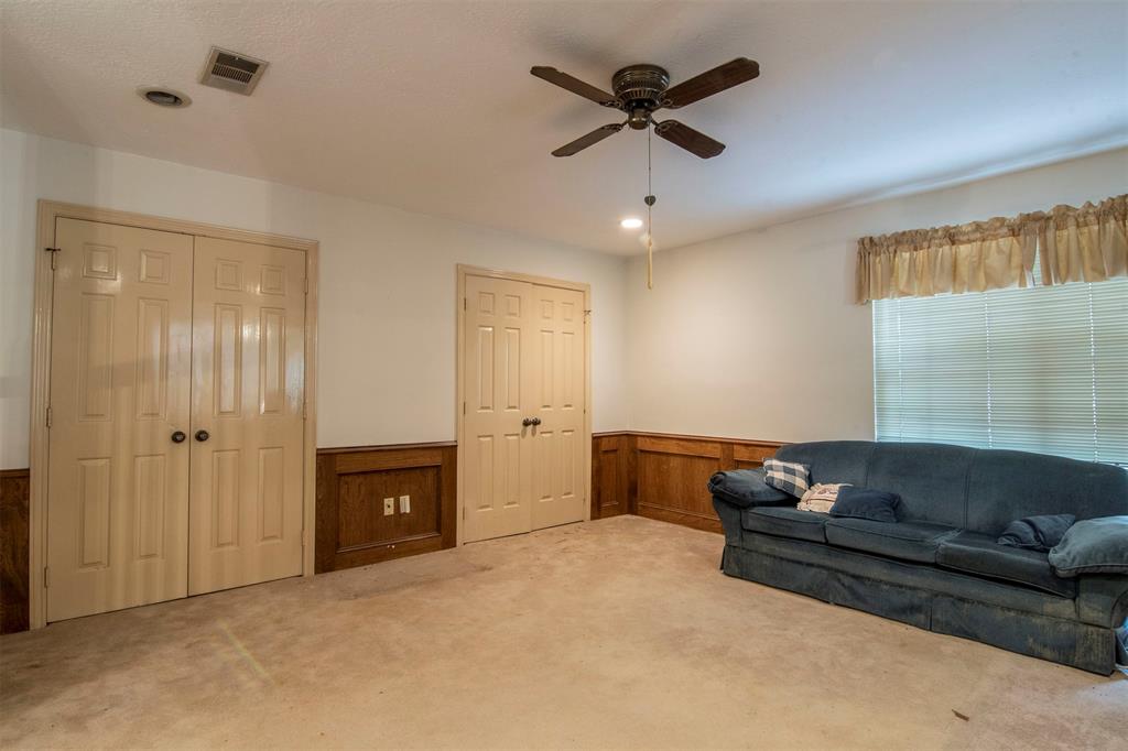 303 2 Heather Lane, Conroe, Texas 77385, 3 Bedrooms Bedrooms, 7 Rooms Rooms,2 BathroomsBathrooms,Single-family,For Sale,Heather,84387897
