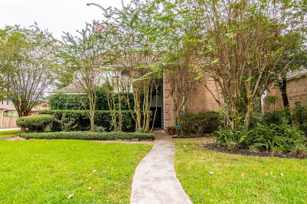 303 2 Heather Lane, Conroe, Texas 77385, 3 Bedrooms Bedrooms, 7 Rooms Rooms,2 BathroomsBathrooms,Single-family,For Sale,Heather,84387897
