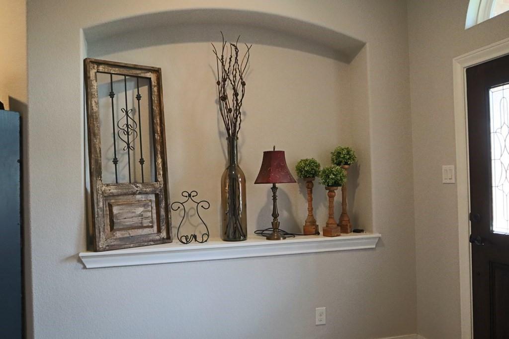 1241 1 Laurel Loop, Angleton, Texas 77515, 4 Bedrooms Bedrooms, 6 Rooms Rooms,2 BathroomsBathrooms,Single-family,For Sale,Laurel,80272258