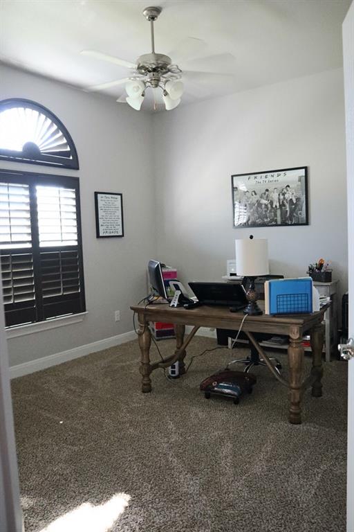 1241 1 Laurel Loop, Angleton, Texas 77515, 4 Bedrooms Bedrooms, 6 Rooms Rooms,2 BathroomsBathrooms,Single-family,For Sale,Laurel,80272258