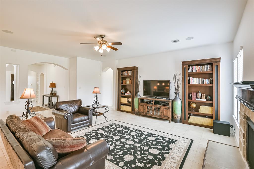 7413 1 Woodward Springs Drive, Pearland, Texas 77584, 4 Bedrooms Bedrooms, 4 Rooms Rooms,2 BathroomsBathrooms,Single-family,For Sale,Woodward Springs,31717357