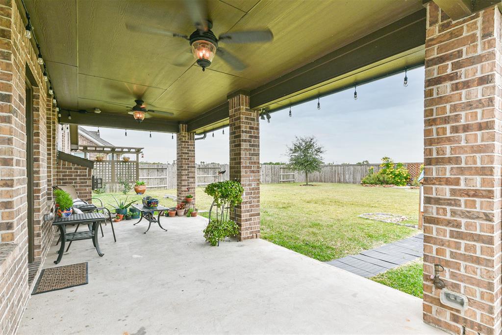 7413 1 Woodward Springs Drive, Pearland, Texas 77584, 4 Bedrooms Bedrooms, 4 Rooms Rooms,2 BathroomsBathrooms,Single-family,For Sale,Woodward Springs,31717357