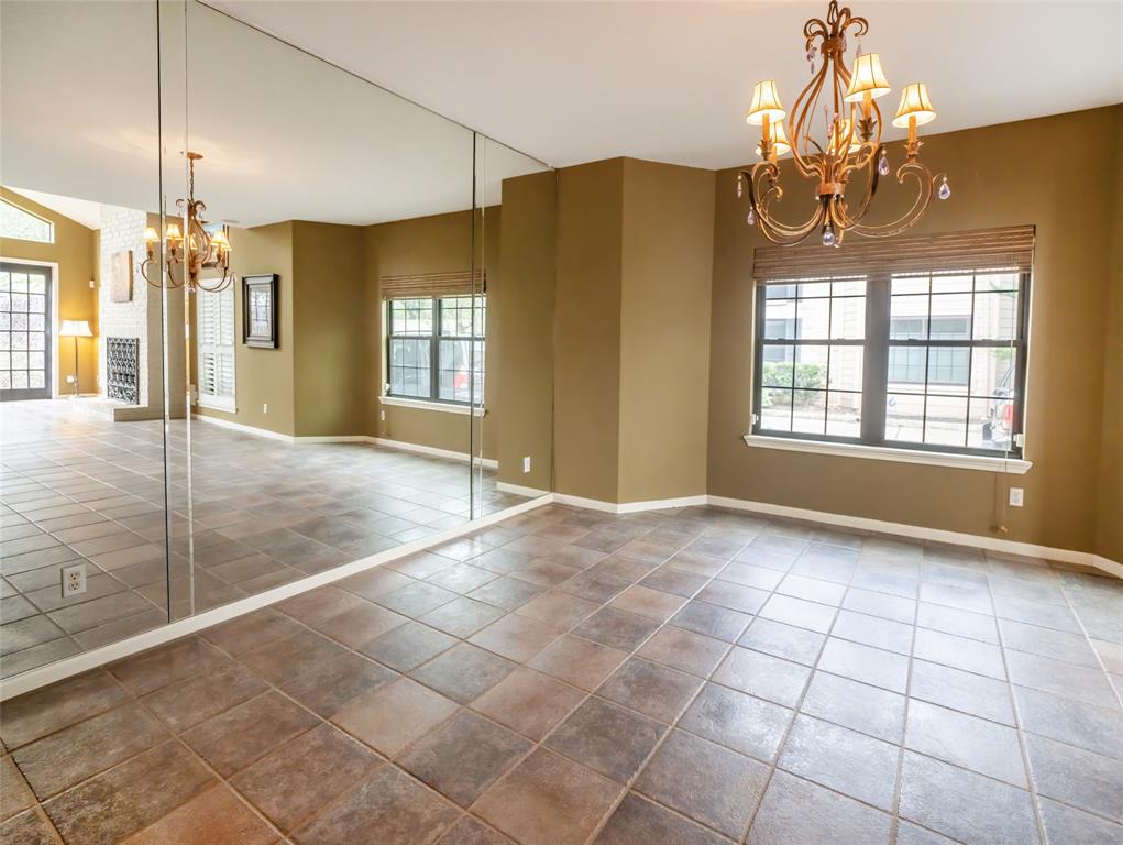 1814 2 Potomac Drive, Houston, Texas 77057, 3 Bedrooms Bedrooms, 7 Rooms Rooms,2 BathroomsBathrooms,Townhouse/condo,For Sale,Potomac,75675564