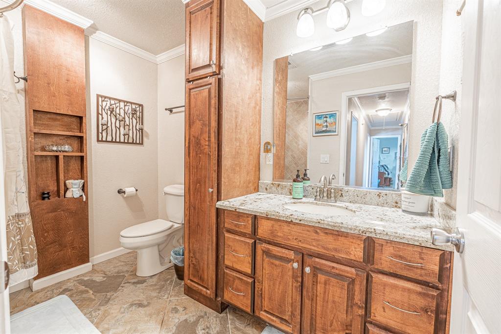 1127 1 Bayou Circle, Galveston, Texas 77551, 3 Bedrooms Bedrooms, 6 Rooms Rooms,2 BathroomsBathrooms,Single-family,For Sale,Bayou,8594639