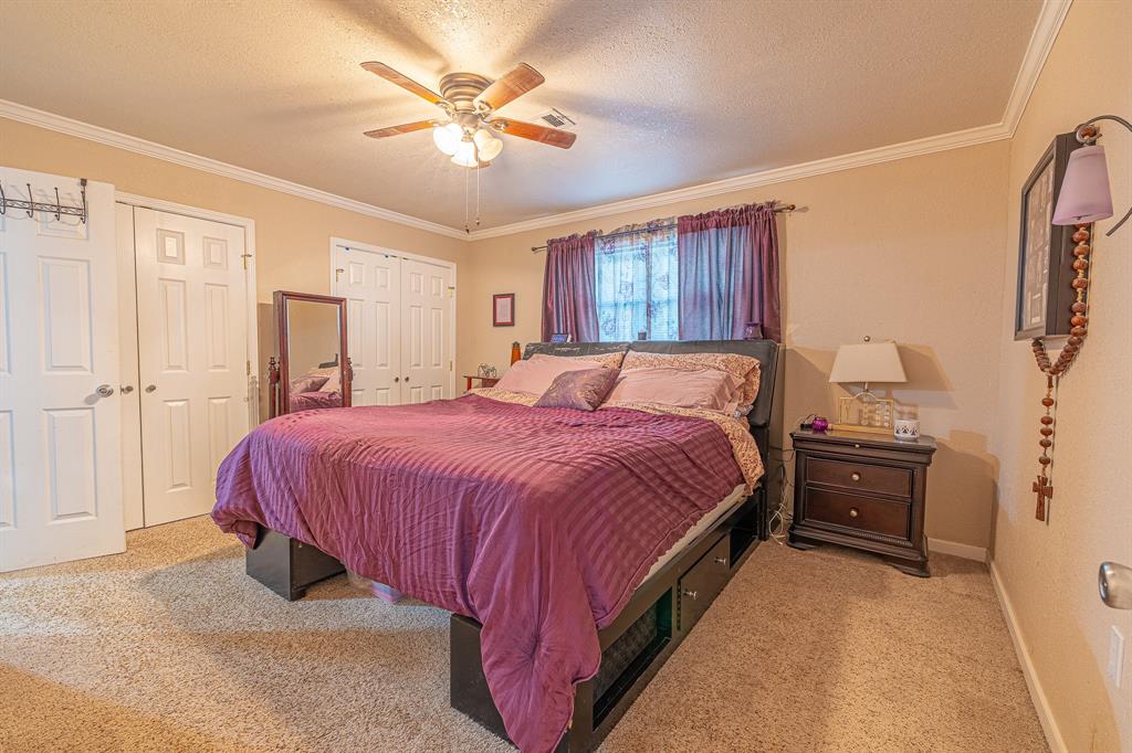 1127 1 Bayou Circle, Galveston, Texas 77551, 3 Bedrooms Bedrooms, 6 Rooms Rooms,2 BathroomsBathrooms,Single-family,For Sale,Bayou,8594639