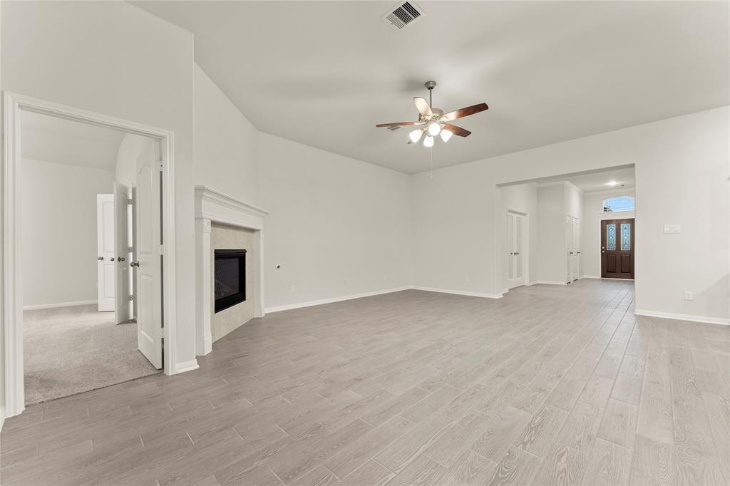 11420 1 Natalia Lane, Willis, Texas 77318, 4 Bedrooms Bedrooms, 10 Rooms Rooms,2 BathroomsBathrooms,Single-family,For Sale,Natalia,71108635