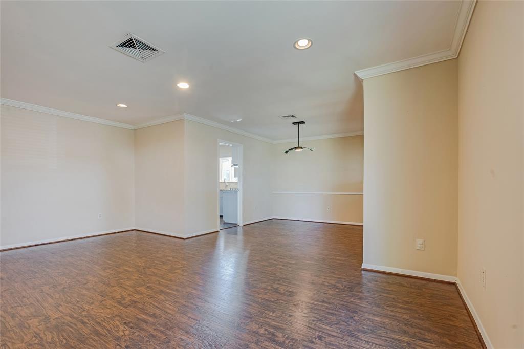 5467 1 Carew Street, Houston, Texas 77096, 4 Bedrooms Bedrooms, 4 Rooms Rooms,2 BathroomsBathrooms,Single-family,For Sale,Carew,73569018