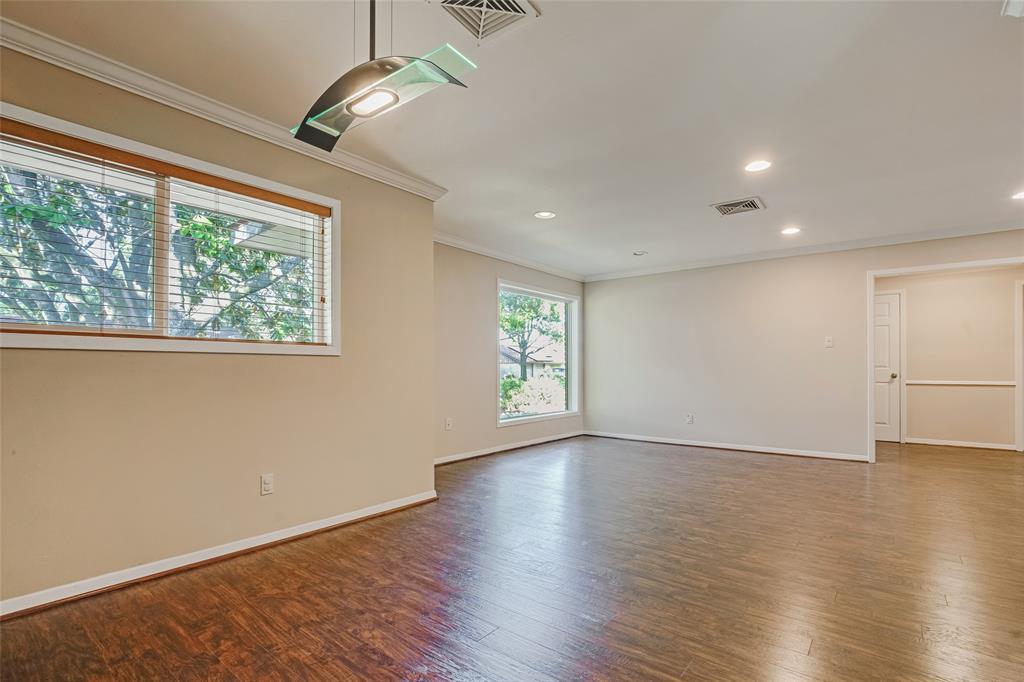 5467 1 Carew Street, Houston, Texas 77096, 4 Bedrooms Bedrooms, 4 Rooms Rooms,2 BathroomsBathrooms,Single-family,For Sale,Carew,73569018