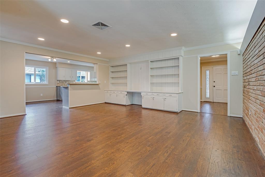 5467 1 Carew Street, Houston, Texas 77096, 4 Bedrooms Bedrooms, 4 Rooms Rooms,2 BathroomsBathrooms,Single-family,For Sale,Carew,73569018