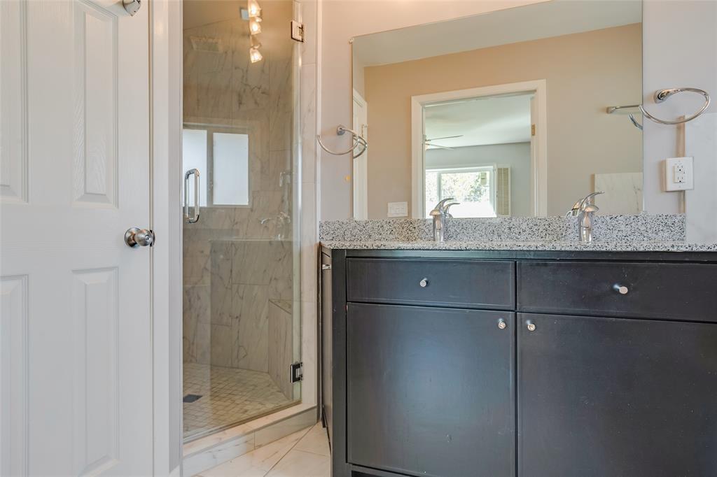 5467 1 Carew Street, Houston, Texas 77096, 4 Bedrooms Bedrooms, 4 Rooms Rooms,2 BathroomsBathrooms,Single-family,For Sale,Carew,73569018