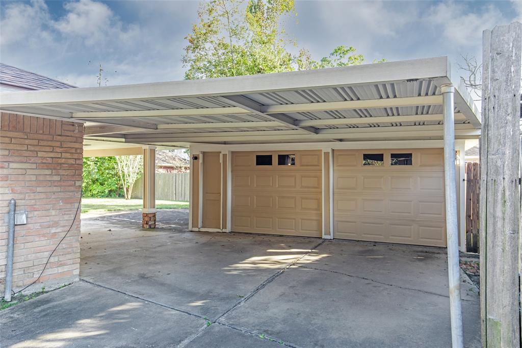 5467 1 Carew Street, Houston, Texas 77096, 4 Bedrooms Bedrooms, 4 Rooms Rooms,2 BathroomsBathrooms,Single-family,For Sale,Carew,73569018
