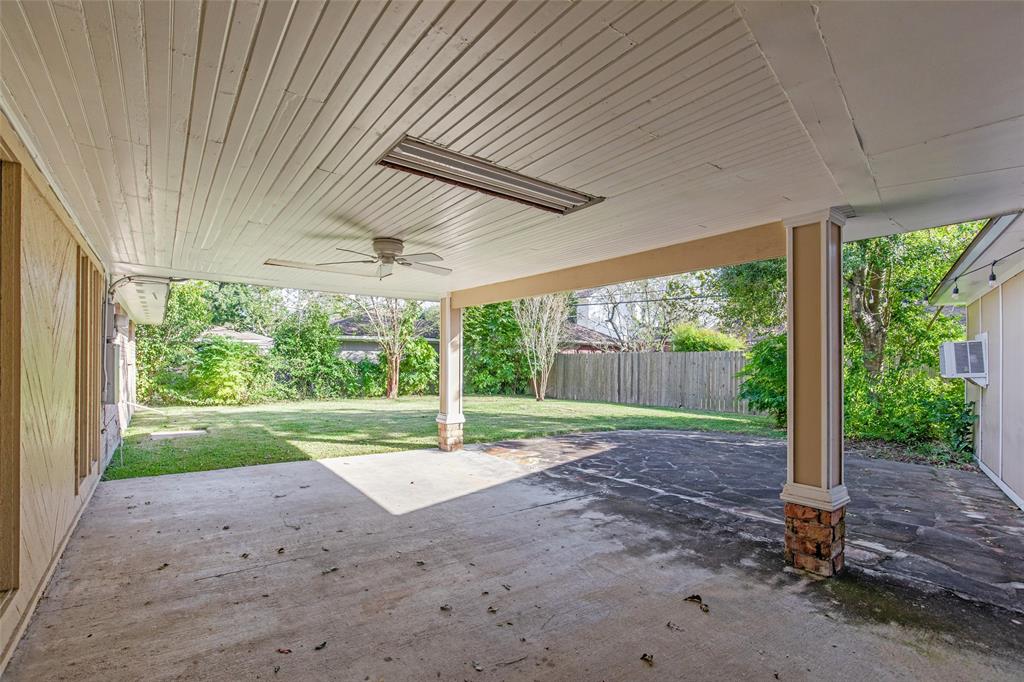 5467 1 Carew Street, Houston, Texas 77096, 4 Bedrooms Bedrooms, 4 Rooms Rooms,2 BathroomsBathrooms,Single-family,For Sale,Carew,73569018