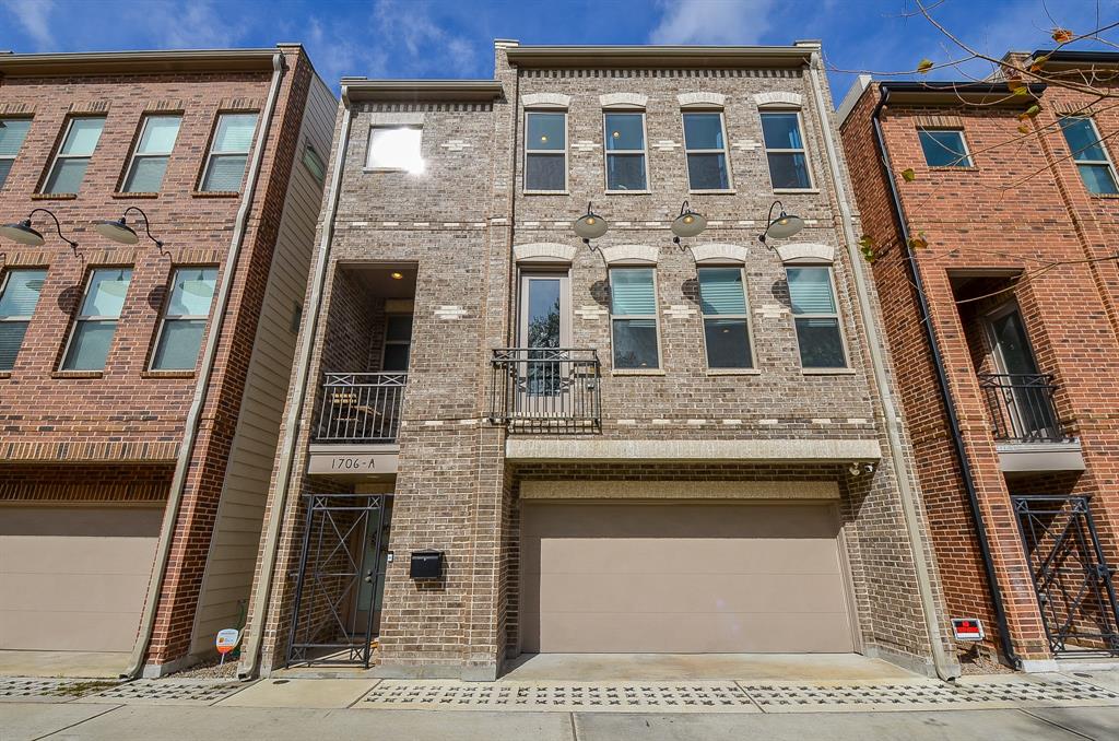 1706 3 Francis Street, Houston, Texas 77004, 3 Bedrooms Bedrooms, 3 Rooms Rooms,3 BathroomsBathrooms,Single-family,For Sale,Francis,76778077
