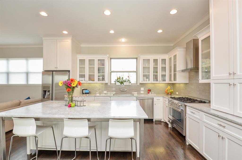 1706 3 Francis Street, Houston, Texas 77004, 3 Bedrooms Bedrooms, 3 Rooms Rooms,3 BathroomsBathrooms,Single-family,For Sale,Francis,76778077