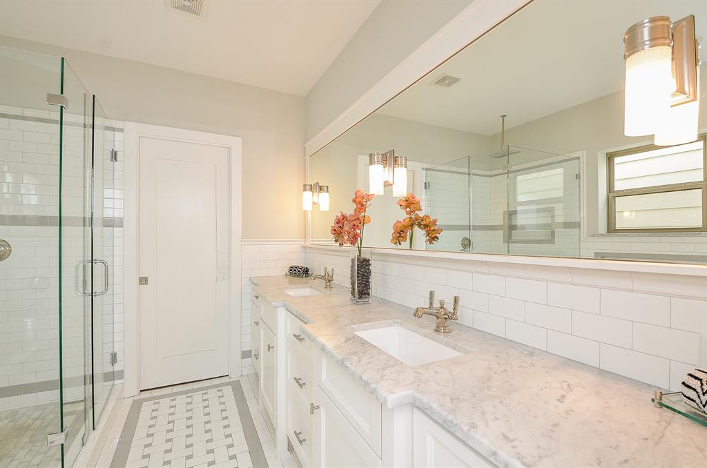 1706 3 Francis Street, Houston, Texas 77004, 3 Bedrooms Bedrooms, 3 Rooms Rooms,3 BathroomsBathrooms,Single-family,For Sale,Francis,76778077