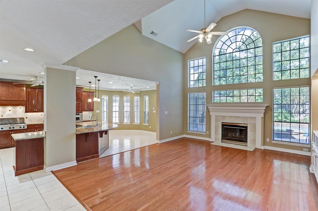 4181 2 Pine Crest Trail, Houston, Texas 77059, 5 Bedrooms Bedrooms, 12 Rooms Rooms,3 BathroomsBathrooms,Single-family,For Sale,Pine Crest,31231790