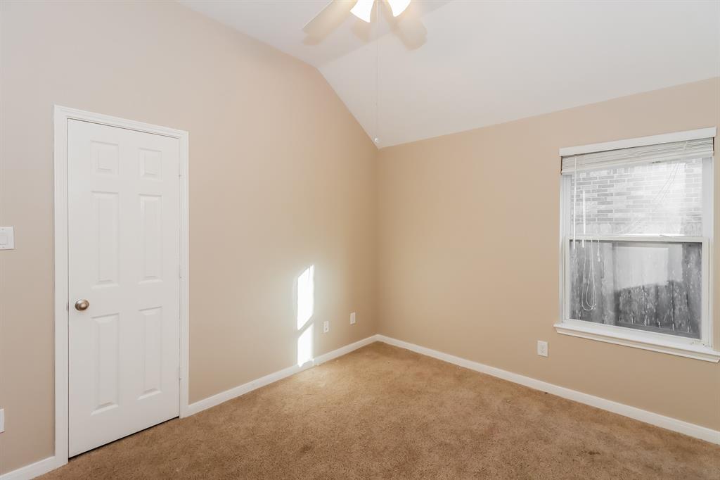 2010 1 Queensroch, Rosenberg, Texas 77471, 3 Bedrooms Bedrooms, 3 Rooms Rooms,2 BathroomsBathrooms,Single-family,For Sale,Queensroch,55462043