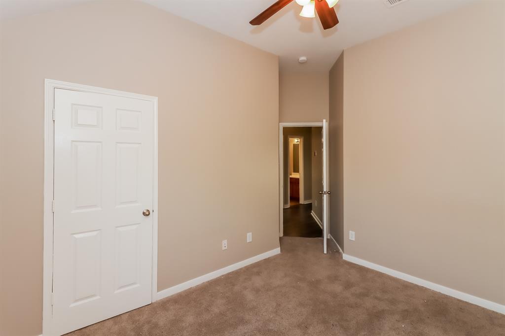 2010 1 Queensroch, Rosenberg, Texas 77471, 3 Bedrooms Bedrooms, 3 Rooms Rooms,2 BathroomsBathrooms,Single-family,For Sale,Queensroch,55462043