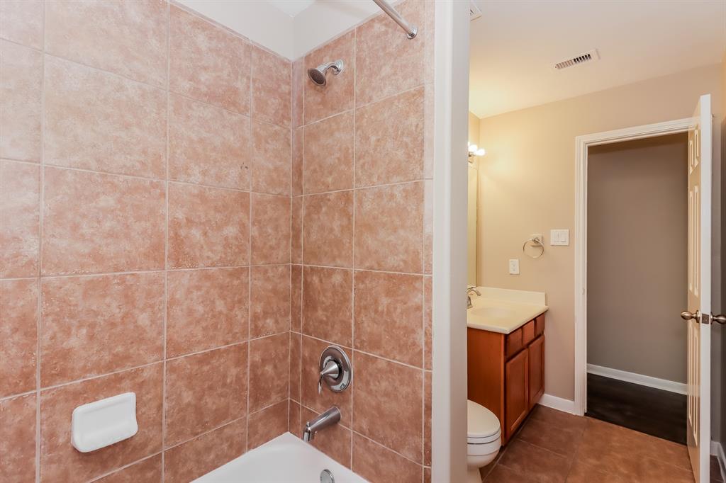 2010 1 Queensroch, Rosenberg, Texas 77471, 3 Bedrooms Bedrooms, 3 Rooms Rooms,2 BathroomsBathrooms,Single-family,For Sale,Queensroch,55462043