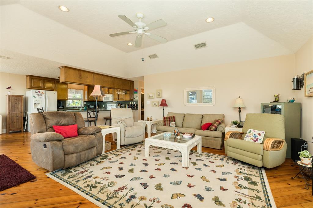 12701 1 Maria Court, Galveston, Texas 77554, 2 Bedrooms Bedrooms, 5 Rooms Rooms,2 BathroomsBathrooms,Single-family,For Sale,Maria,46991023