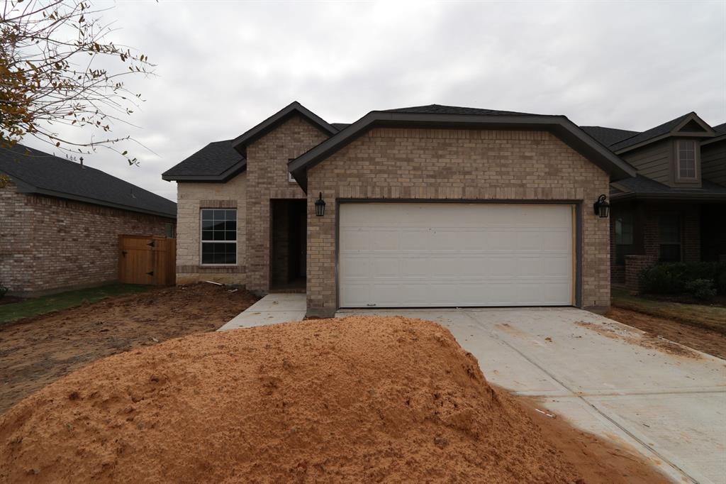 28723 1 Tara Ridge Court, Fulshear, Texas 77441, 2 Bedrooms Bedrooms, 7 Rooms Rooms,2 BathroomsBathrooms,Single-family,For Sale,Tara Ridge,16500773