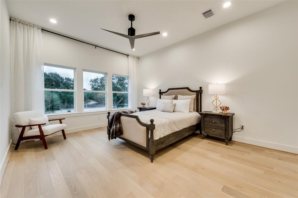 9429 2 Montridge Drive, Houston, Texas 77080, 3 Bedrooms Bedrooms, 7 Rooms Rooms,2 BathroomsBathrooms,Single-family,For Sale,Montridge,75629756