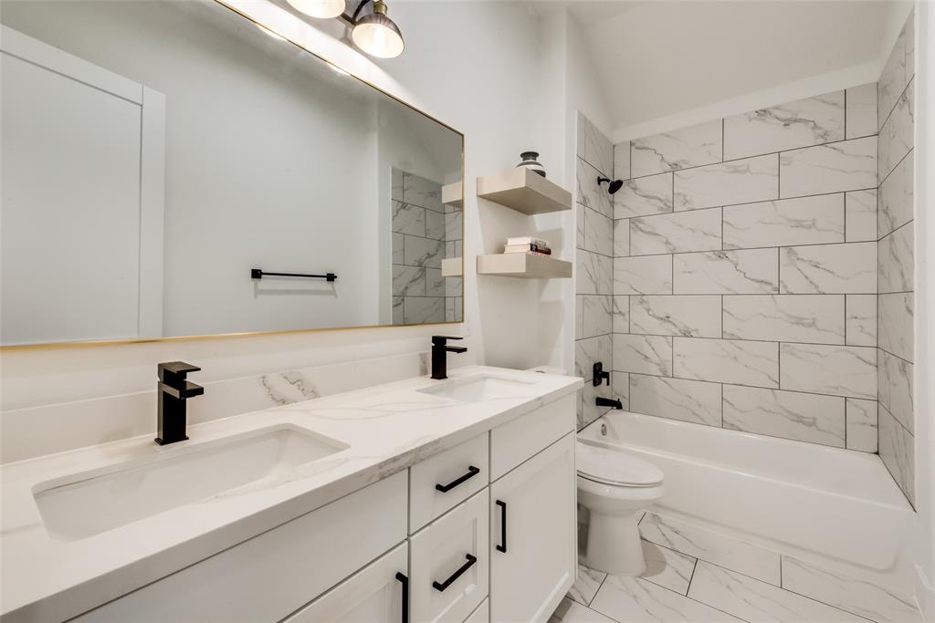 9429 2 Montridge Drive, Houston, Texas 77080, 3 Bedrooms Bedrooms, 7 Rooms Rooms,2 BathroomsBathrooms,Single-family,For Sale,Montridge,75629756