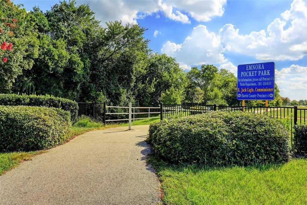 9429 2 Montridge Drive, Houston, Texas 77080, 3 Bedrooms Bedrooms, 7 Rooms Rooms,2 BathroomsBathrooms,Single-family,For Sale,Montridge,75629756
