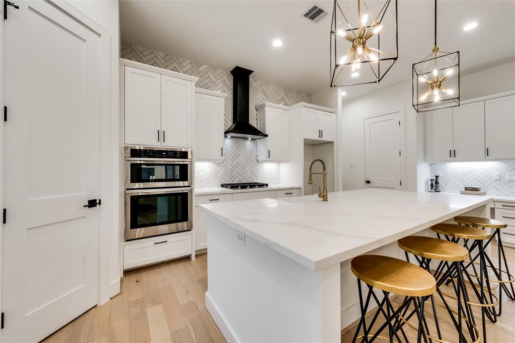 9429 2 Montridge Drive, Houston, Texas 77080, 3 Bedrooms Bedrooms, 7 Rooms Rooms,2 BathroomsBathrooms,Single-family,For Sale,Montridge,75629756