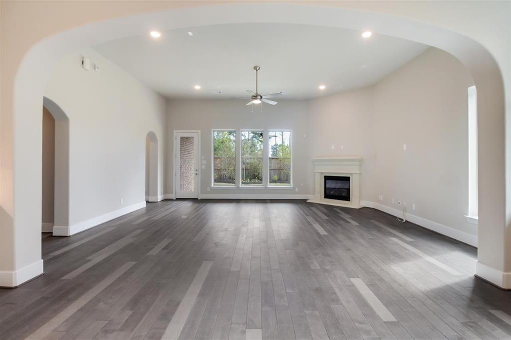 5502 1 Water Terrace Lane, Fulshear, Texas 77441, 2 Bedrooms Bedrooms, 8 Rooms Rooms,2 BathroomsBathrooms,Single-family,For Sale,Water Terrace,69692118