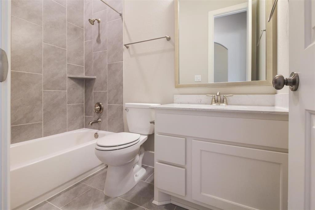 5502 1 Water Terrace Lane, Fulshear, Texas 77441, 2 Bedrooms Bedrooms, 8 Rooms Rooms,2 BathroomsBathrooms,Single-family,For Sale,Water Terrace,69692118