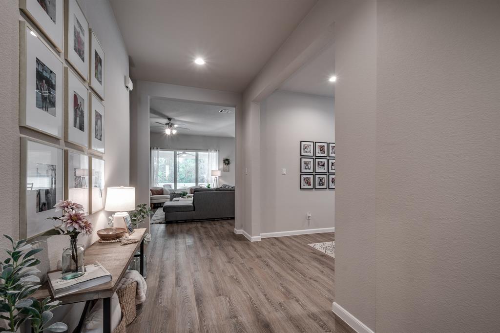 9114 1 Ganter River Trl, Houston, Texas 77044, 3 Bedrooms Bedrooms, 9 Rooms Rooms,2 BathroomsBathrooms,Single-family,For Sale,Ganter River Trl,77690082