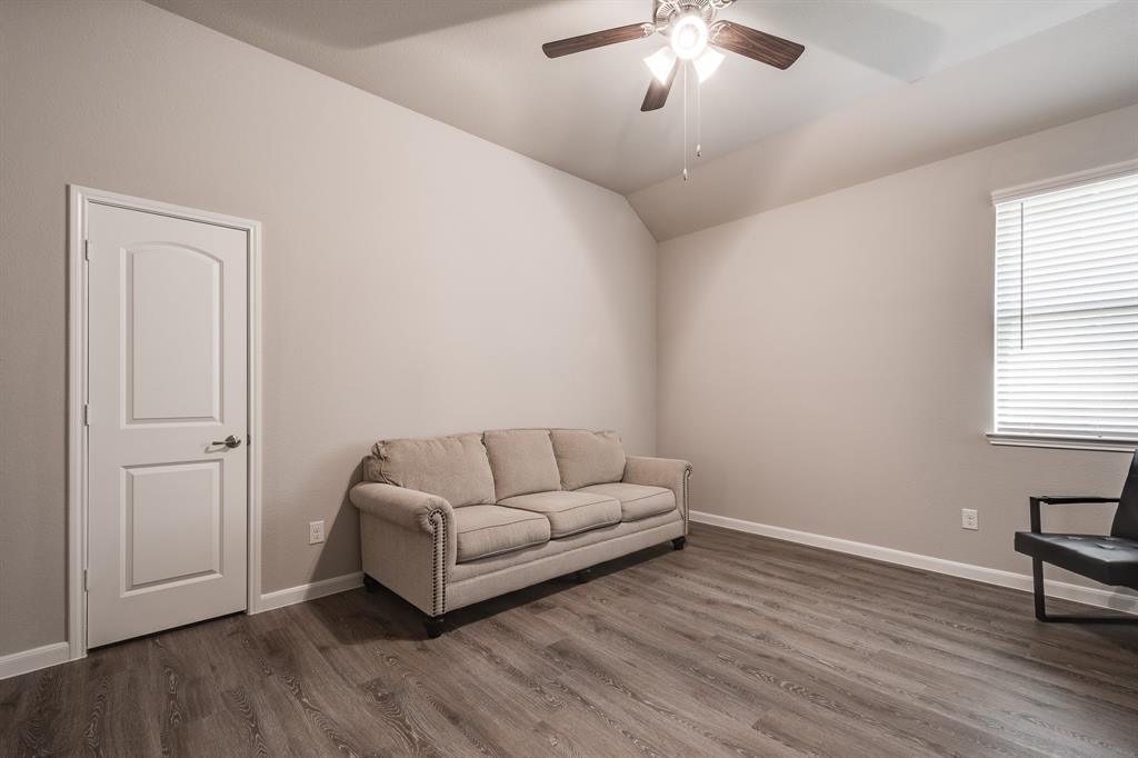 9114 1 Ganter River Trl, Houston, Texas 77044, 3 Bedrooms Bedrooms, 9 Rooms Rooms,2 BathroomsBathrooms,Single-family,For Sale,Ganter River Trl,77690082