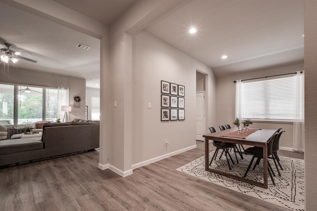 9114 1 Ganter River Trl, Houston, Texas 77044, 3 Bedrooms Bedrooms, 9 Rooms Rooms,2 BathroomsBathrooms,Single-family,For Sale,Ganter River Trl,77690082