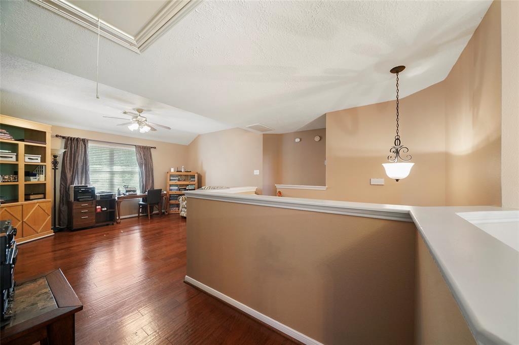 134 2 Queenscliff Circle, The Woodlands, Texas 77382, 3 Bedrooms Bedrooms, 9 Rooms Rooms,2 BathroomsBathrooms,Single-family,For Sale,Queenscliff,81945808