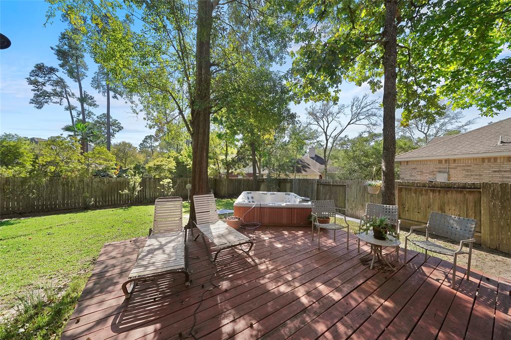 134 2 Queenscliff Circle, The Woodlands, Texas 77382, 3 Bedrooms Bedrooms, 9 Rooms Rooms,2 BathroomsBathrooms,Single-family,For Sale,Queenscliff,81945808
