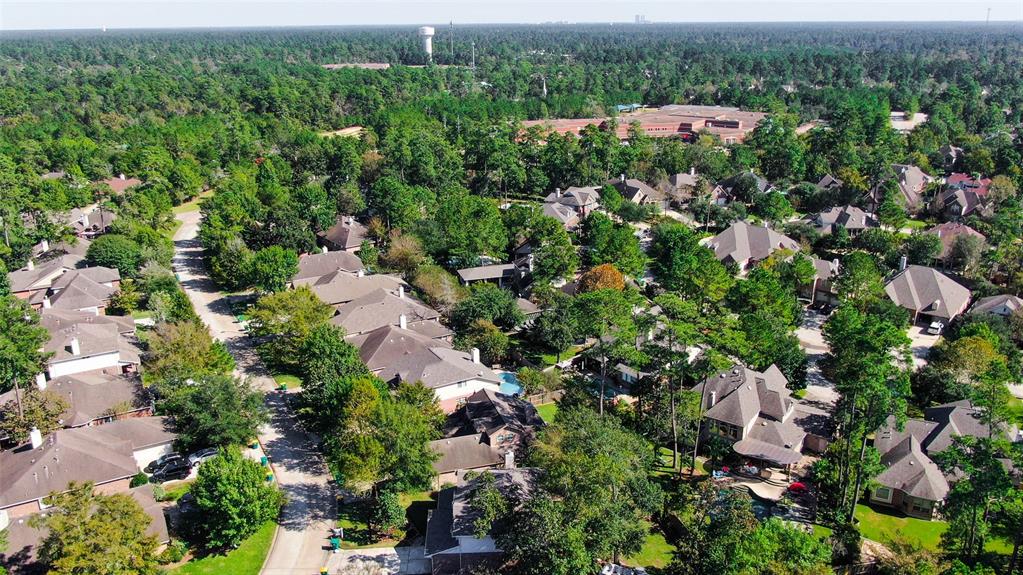134 2 Queenscliff Circle, The Woodlands, Texas 77382, 3 Bedrooms Bedrooms, 9 Rooms Rooms,2 BathroomsBathrooms,Single-family,For Sale,Queenscliff,81945808
