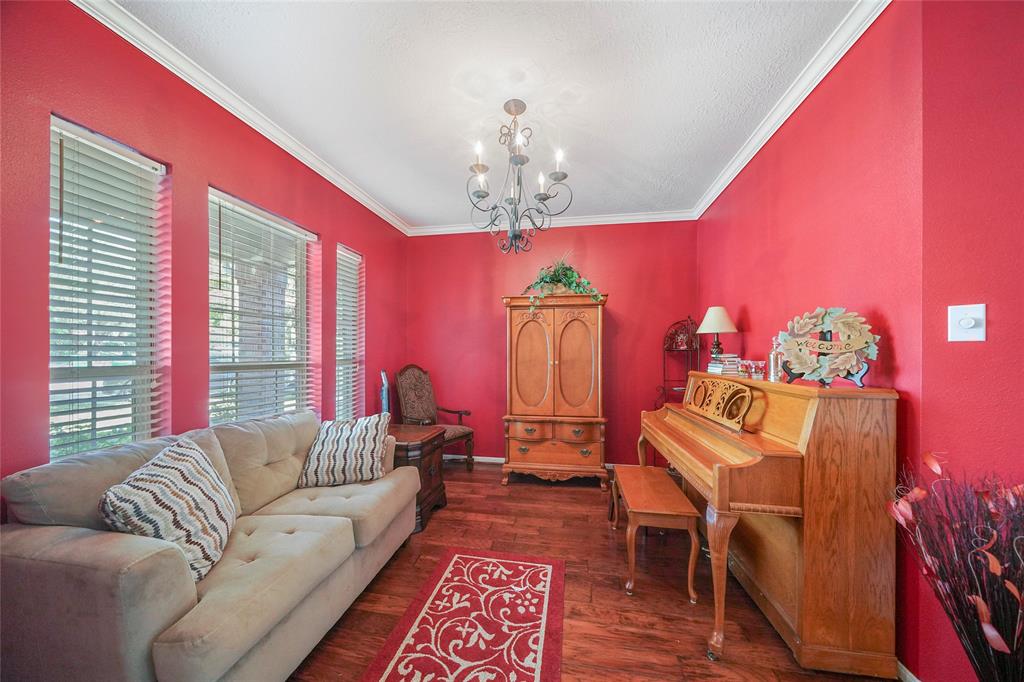 134 2 Queenscliff Circle, The Woodlands, Texas 77382, 3 Bedrooms Bedrooms, 9 Rooms Rooms,2 BathroomsBathrooms,Single-family,For Sale,Queenscliff,81945808