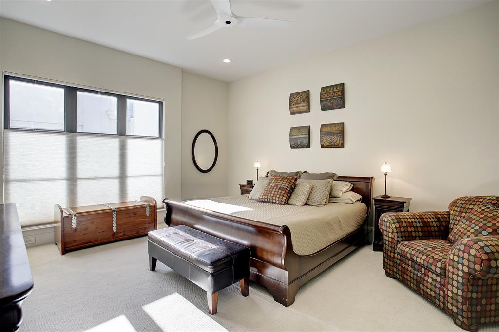 4813 4 Caroline Street, Houston, Texas 77004, 3 Bedrooms Bedrooms, 8 Rooms Rooms,3 BathroomsBathrooms,Single-family,For Sale,Caroline,87585165