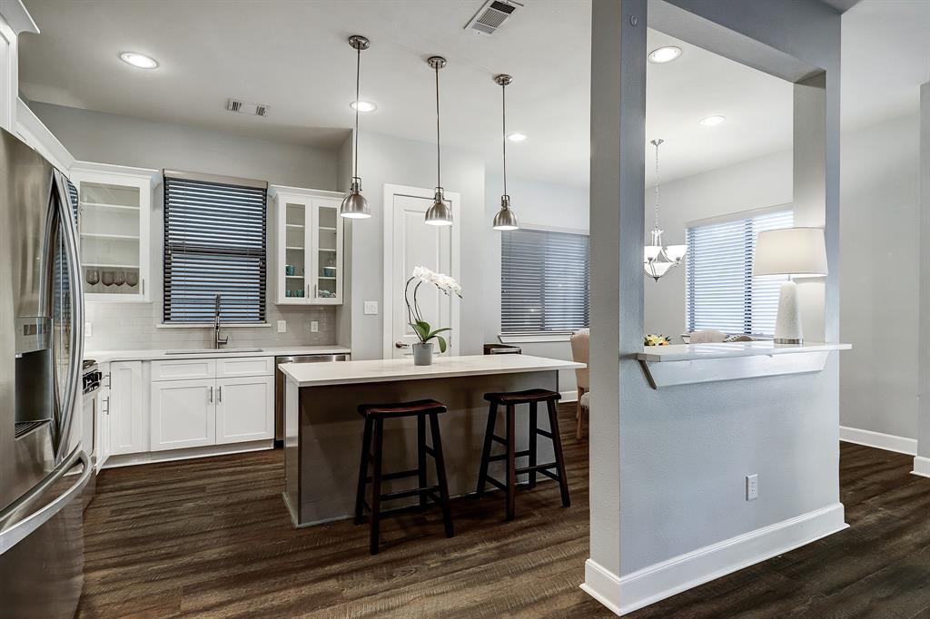 9406 2 Blalock Tree Court, Houston, Texas 77080, 3 Bedrooms Bedrooms, 9 Rooms Rooms,2 BathroomsBathrooms,Single-family,For Sale,Blalock Tree,66845182