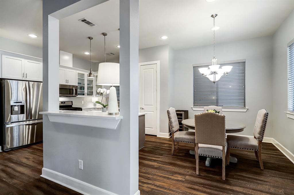 9406 2 Blalock Tree Court, Houston, Texas 77080, 3 Bedrooms Bedrooms, 9 Rooms Rooms,2 BathroomsBathrooms,Single-family,For Sale,Blalock Tree,66845182