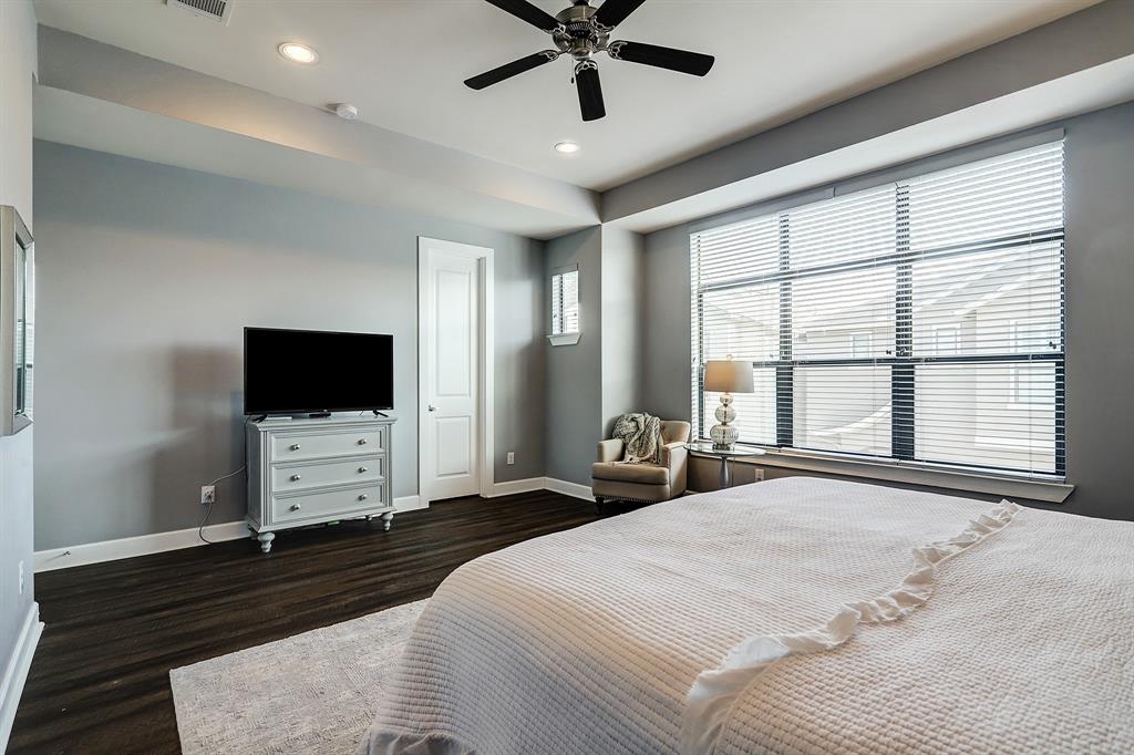9406 2 Blalock Tree Court, Houston, Texas 77080, 3 Bedrooms Bedrooms, 9 Rooms Rooms,2 BathroomsBathrooms,Single-family,For Sale,Blalock Tree,66845182