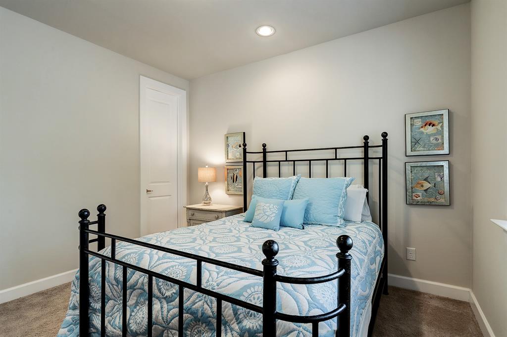 9406 2 Blalock Tree Court, Houston, Texas 77080, 3 Bedrooms Bedrooms, 9 Rooms Rooms,2 BathroomsBathrooms,Single-family,For Sale,Blalock Tree,66845182