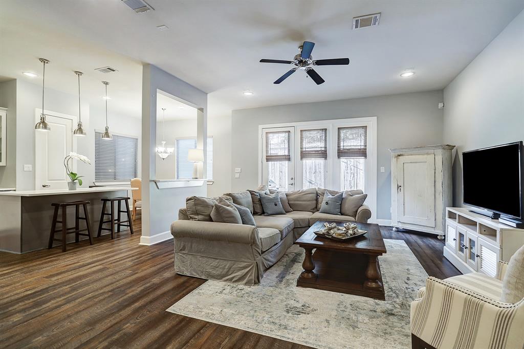 9406 2 Blalock Tree Court, Houston, Texas 77080, 3 Bedrooms Bedrooms, 9 Rooms Rooms,2 BathroomsBathrooms,Single-family,For Sale,Blalock Tree,66845182