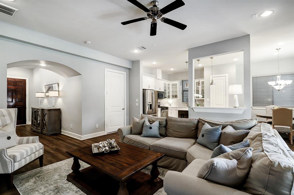 9406 2 Blalock Tree Court, Houston, Texas 77080, 3 Bedrooms Bedrooms, 9 Rooms Rooms,2 BathroomsBathrooms,Single-family,For Sale,Blalock Tree,66845182